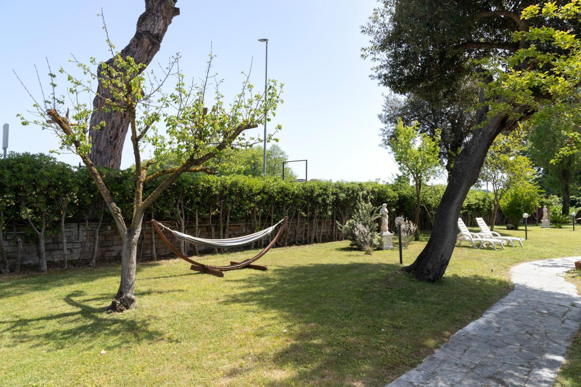 Villa Ninfa Alburnea Anzio Extérieur photo