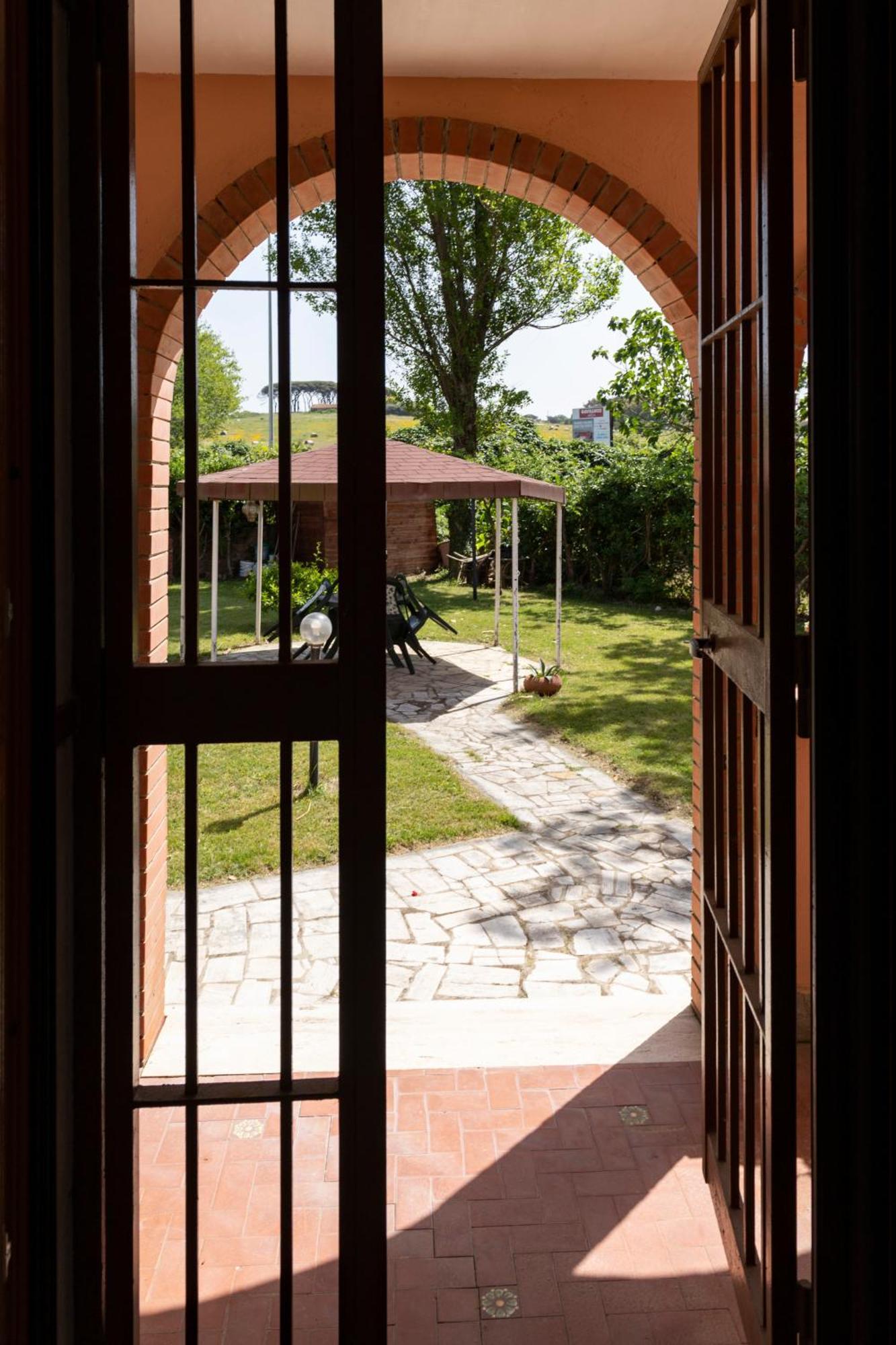 Villa Ninfa Alburnea Anzio Extérieur photo
